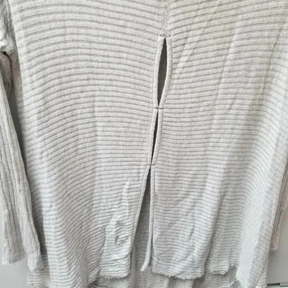 Free People Grey Cowl Neck Sweater XS - Picture 6 of 13